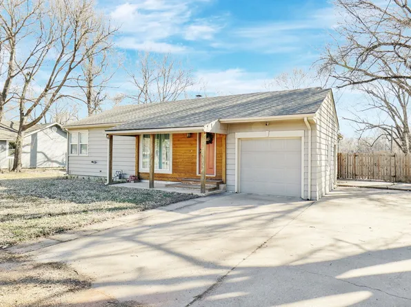 5232 N Valentine Rd, Wichita, KS 67219