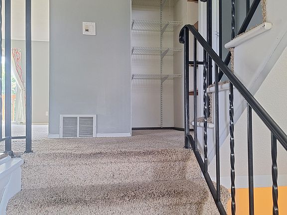 3rd image of 8899 Ironwood Ave S