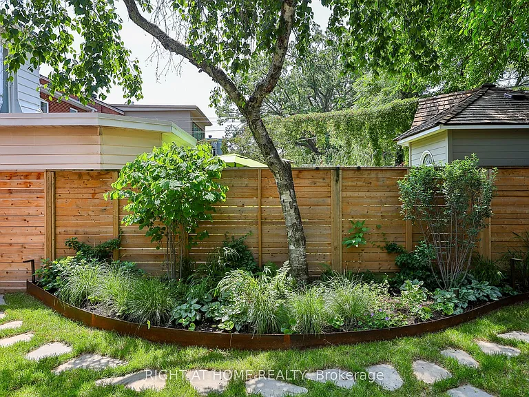 232 Willard Ave — Photo 12