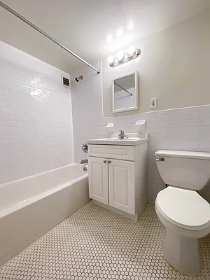 Rented by City Connections Realty | media 19