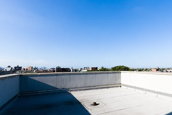 Rented by Nooklyn NYC LLC | media 72