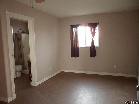 3rd image of 2120 Santa Maria Way