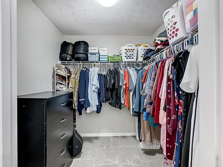1442 Observatory Dr — Photo 24