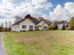 10 Weisheit Rd, Glenmont, NY 12077