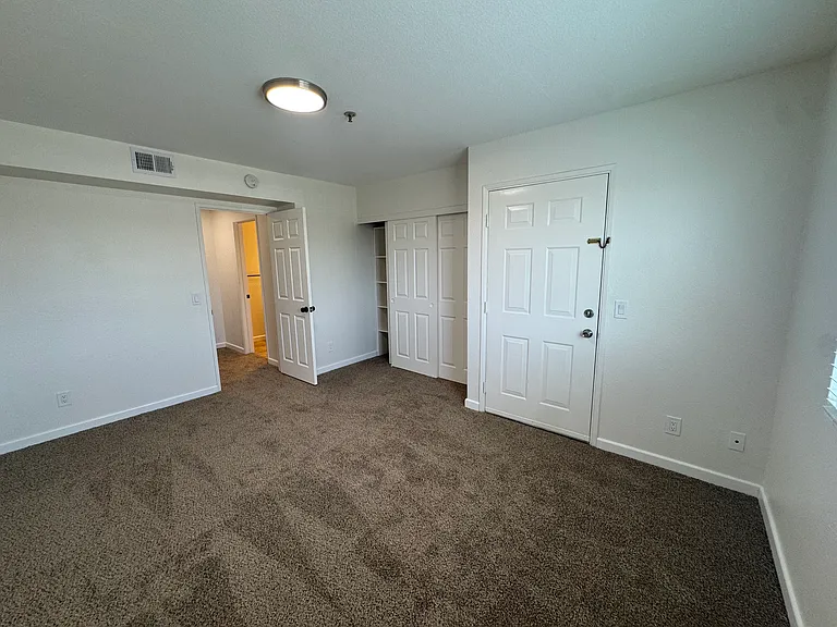 228 Imperial Beach Blvd #D — Photo 31