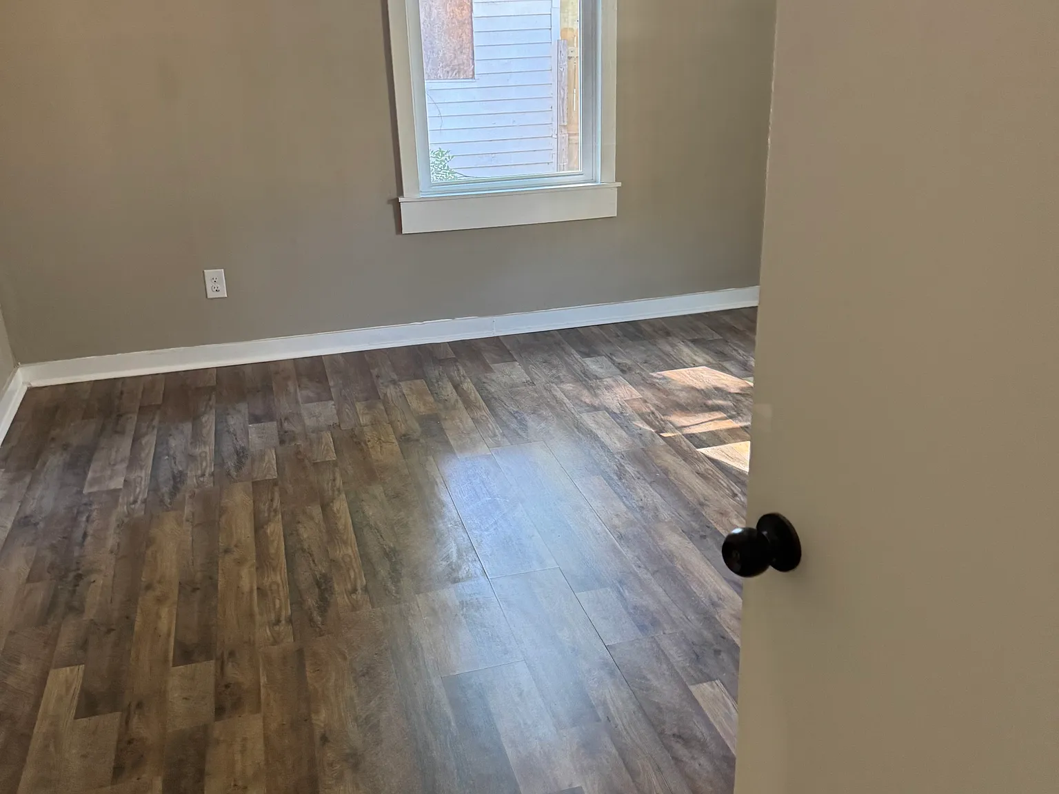 3 bed, 1443 sqft, $1,550 — Photo 4