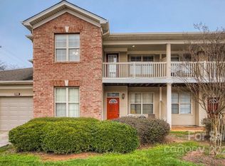 7325 Michaels Landing Dr, Charlotte, NC 28262, MLS# 3674138