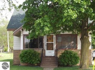 619 Michigan Ave, Saint Louis, MI 48880