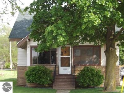 619 Michigan Ave, Saint Louis, MI, 48880