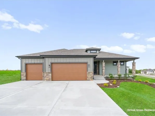 1309 Larkspur Pl, Raymore, MO 64083