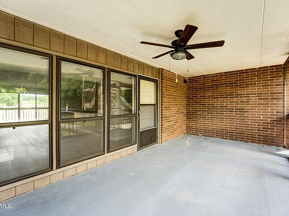 3rd image of 538 Berlin Dr #188