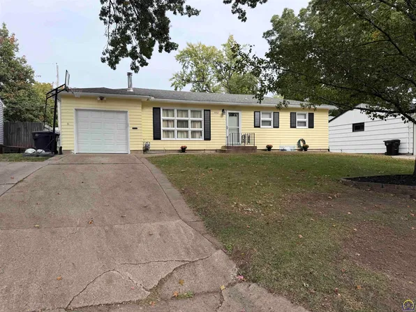 5512 SW 15th Ter, Topeka, KS 66604