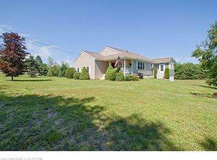 26 Shaw Rd, Raymond, ME 04071