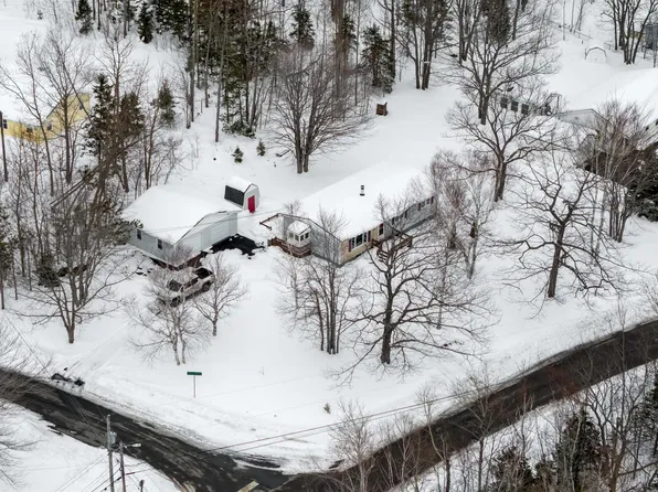 73 Westview Dr, Pictou, NS B2H 5C6