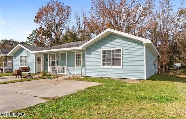 1st image of 20017 Sunshine Dr