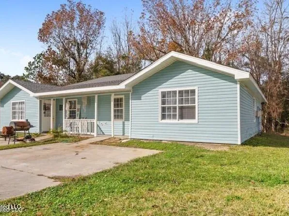 20017 Sunshine Dr, Long Beach, MS 39560