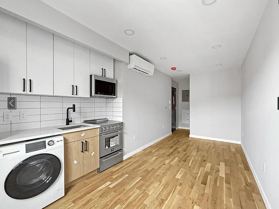 2nd image of 1245 College Ave #100
