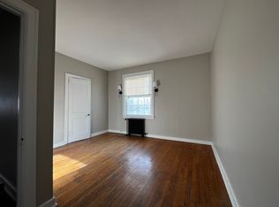 804 N West St APT 2, Wilmington, DE 19801