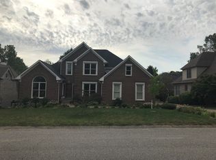 7010 Wooded Meadow Rd, Louisville, KY 40241