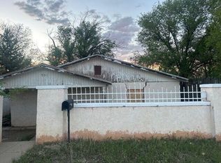 901 Kavanaugh St, Las Vegas, NM 87701