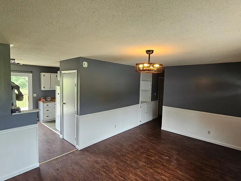 Livingroom and dining room