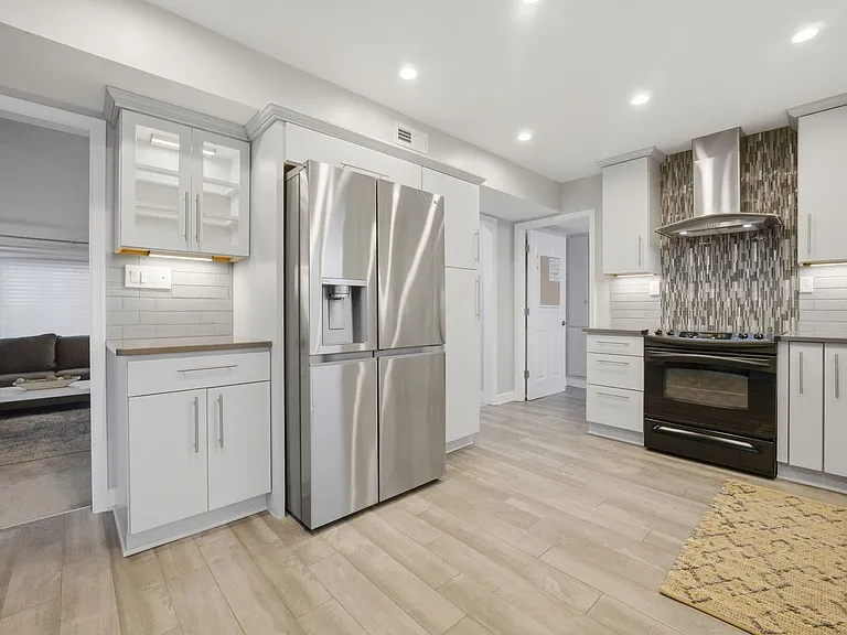 20B Freeman Dr — Photo 11