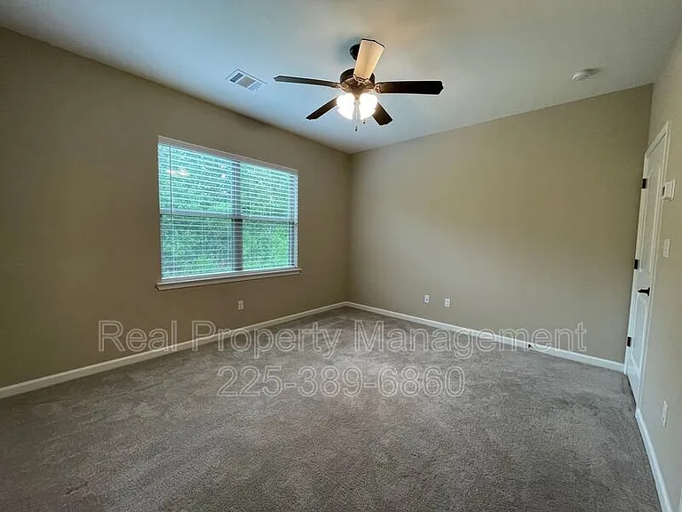 17414 Berkshire Dr — Photo 7