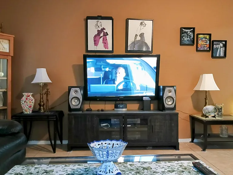 Living Room
Fully Furnished