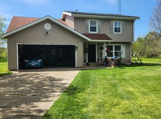 12042 Old River Rd, Rockton, IL 61072
