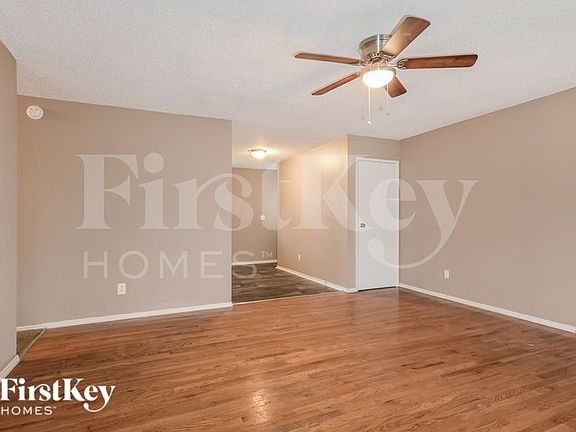 3rd image of 2285 White Ash Ct
