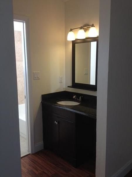 1st image of 20201 Glenmoor Dr