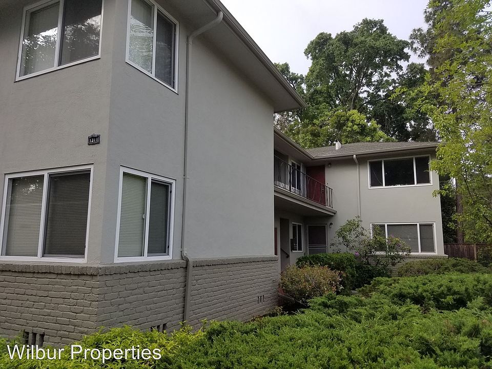 1st image of 1311 Hoover St APT 04