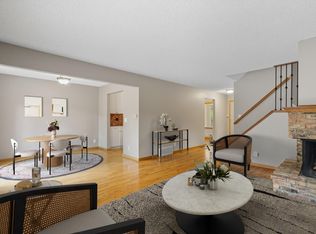 122 Birnamwood Dr, Burnsville, MN 55337