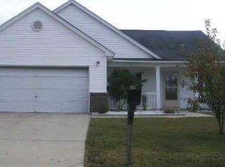 304 Port Dr, Summerville, SC 29483