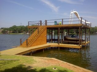 132 Lowe Dr, Mabank, TX 75156