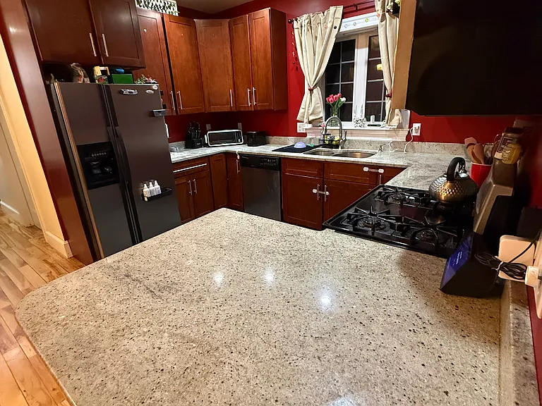 57 Lincoln St #1 — Photo 1