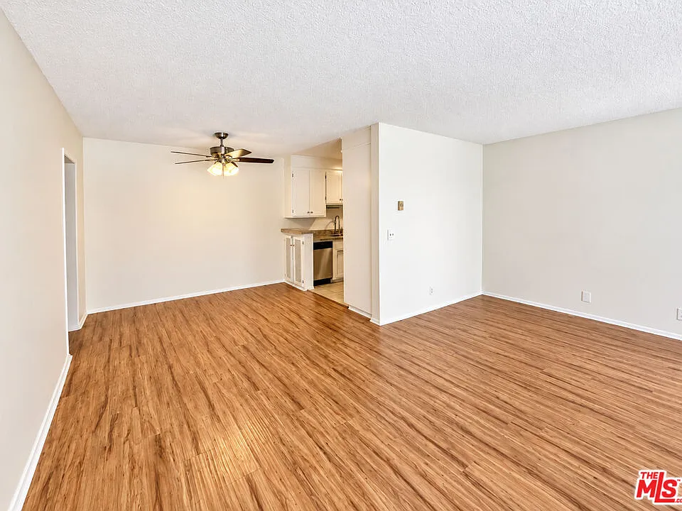 919 N Alfred St #3