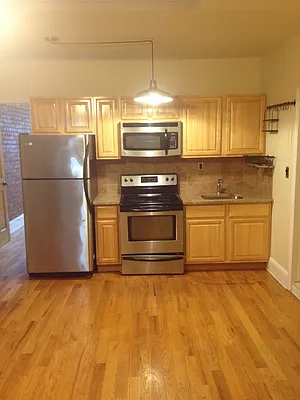 Rented by Bezell Group | media 6