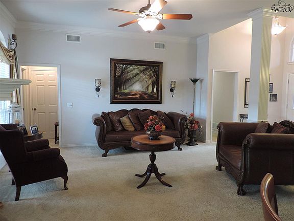 3rd image of 4168 Candlewood Cir