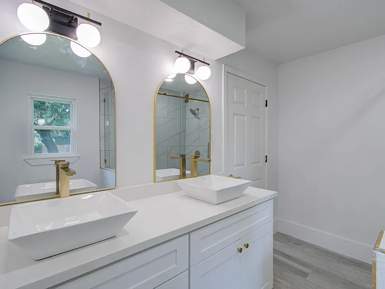 550 Brandon Rd — Photo 16