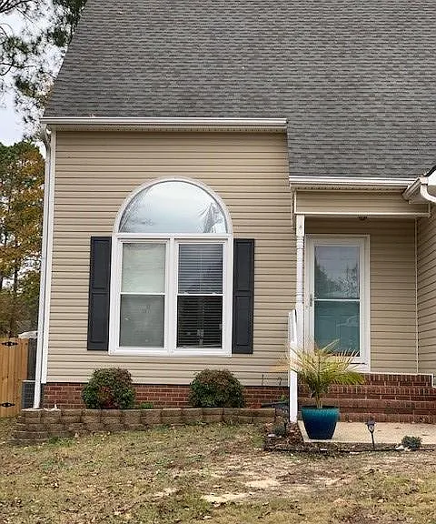 100 Pigeonhouse Ct — Photo 41