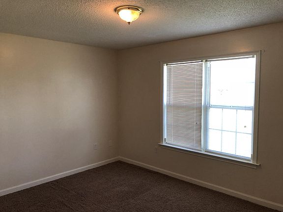 4th image of 4201 Buckhead Dr