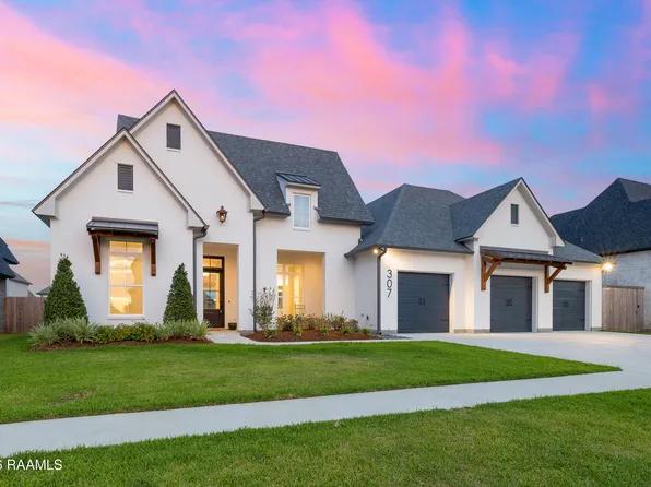 307 Sunset Palm Ct, Youngsville, LA 70592