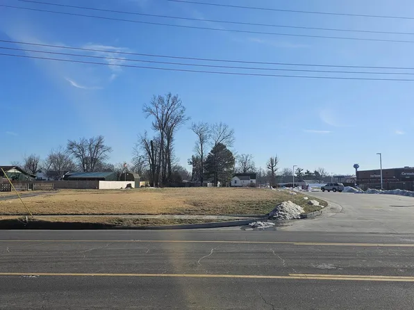 2107 W Main St, Marion, IL 62959