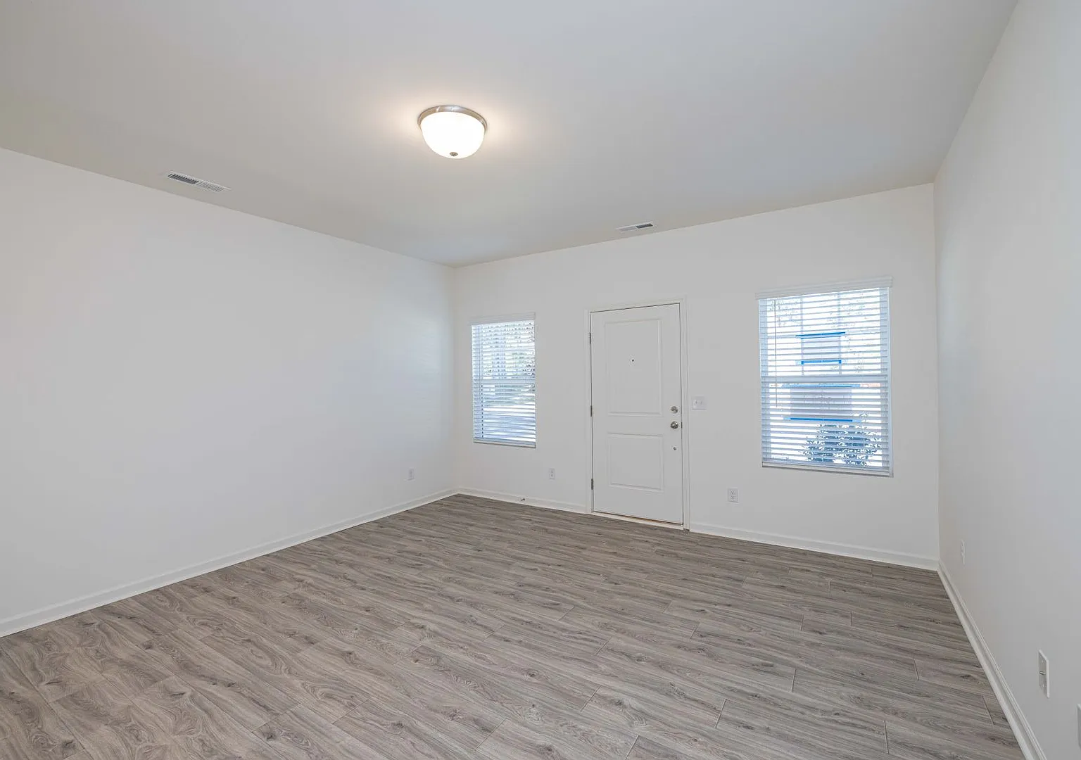 2bd/2.5ba Townhome For Rent Near Downtown Mooresville - Ask About Our Leasing Special — Photo 3