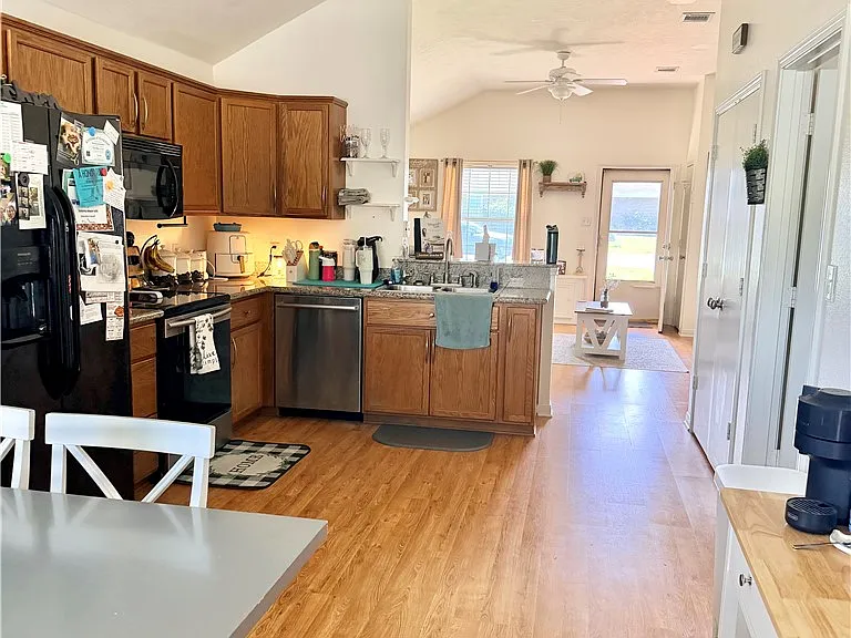1029 Fallbrook Loop — Photo 9