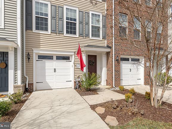 2nd image of 650 Aspen Rd #107