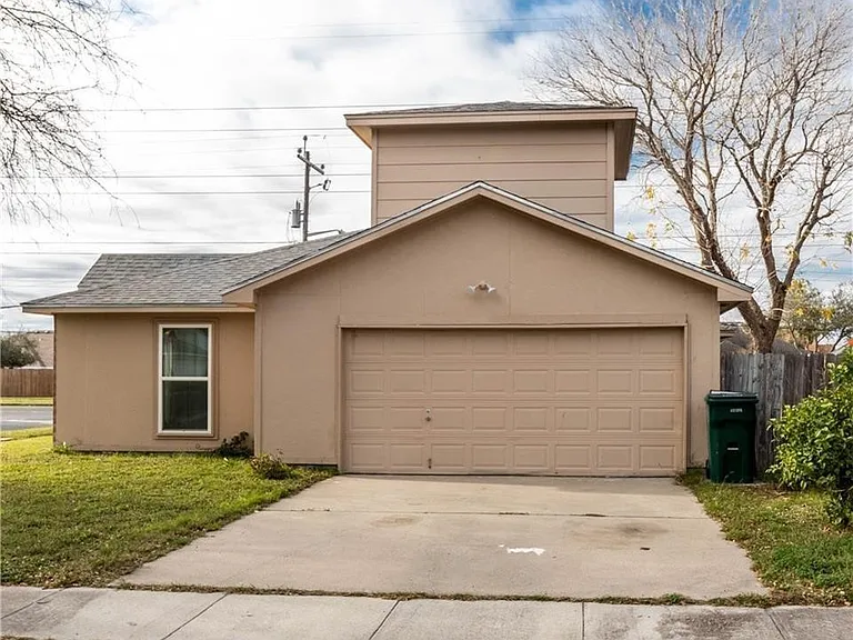 7945 Fox Dr — Photo 10