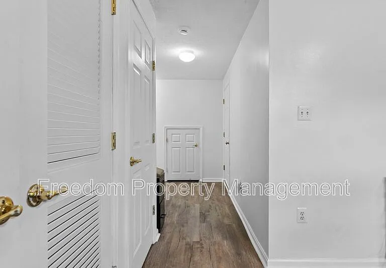 15305 Brazil Cir — Photo 40