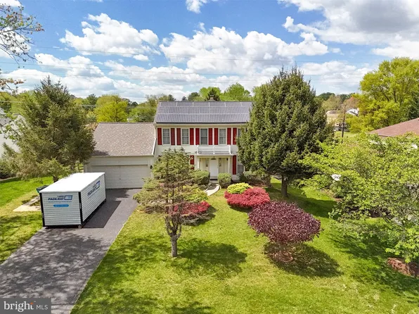 14 Morningwood Ct, Olney, MD 20832